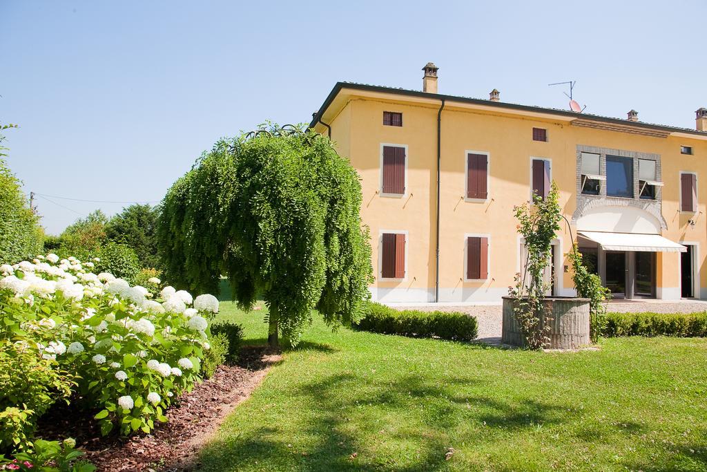 B&B Temenos Parma Kültér fotó
